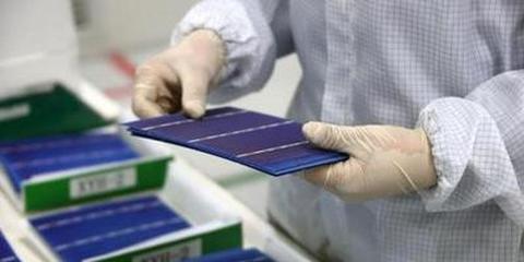 丰田与夏普联手推进光伏充电电动汽车技术，开启道路测试与电池开发新阶段